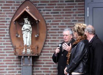 Madonna Maria en kind zijn terug!